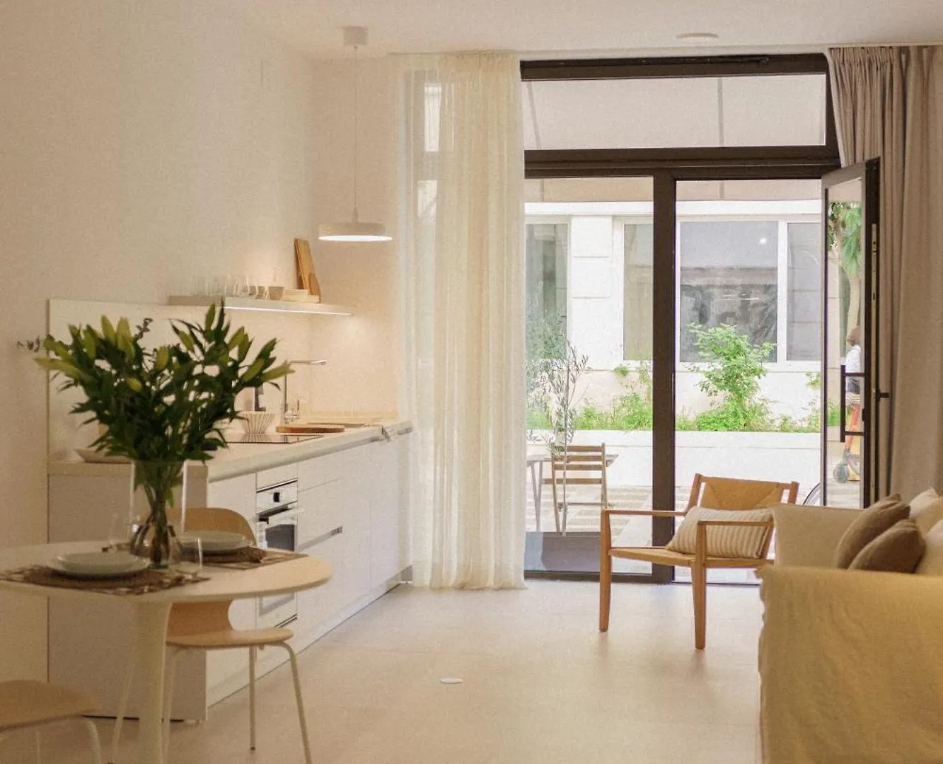 Luca Oliva Homes Riverside Studio Seville