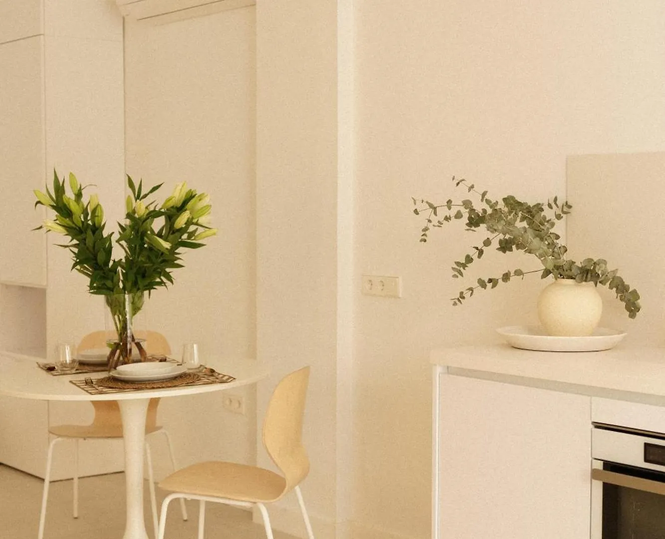 Luca Oliva Homes Riverside Studio Seville